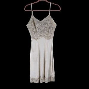Vtg Henson Kickerknick Lacy Neglige', Nightgown, Slip Dress 1980s Movie Prop 34"